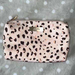 JuJuBe Wild Kat Be Quick Bag